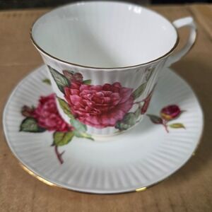 Royal Dover January Camellia Teacup Saucer Set Bone China England Pink Flower‎